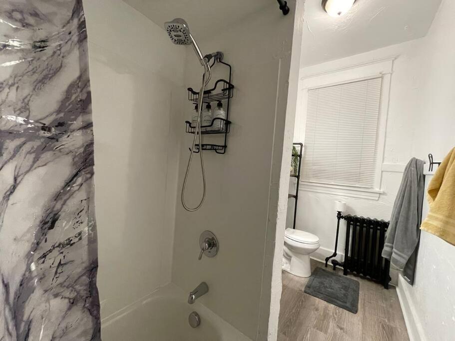 Lovely 2Br W Office Space - King Bed & Alexa Lejlighed Pittsburgh Eksteriør billede