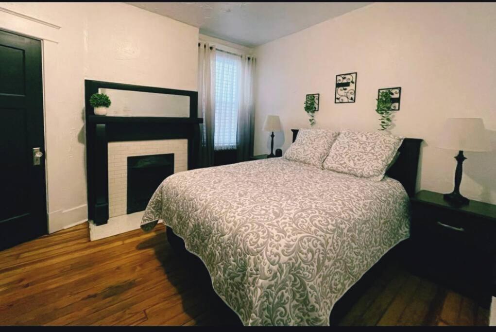 Lovely 2Br W Office Space - King Bed & Alexa Lejlighed Pittsburgh Eksteriør billede